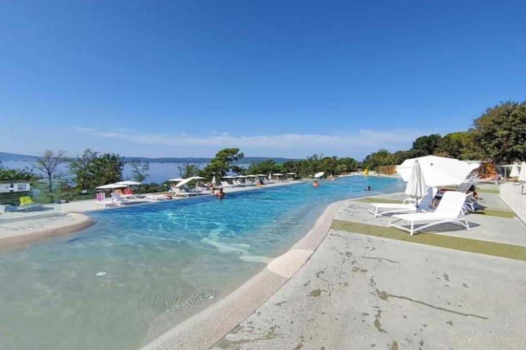 Privilege Resorts Exclusive Camping Villas Selce Exteriör bild