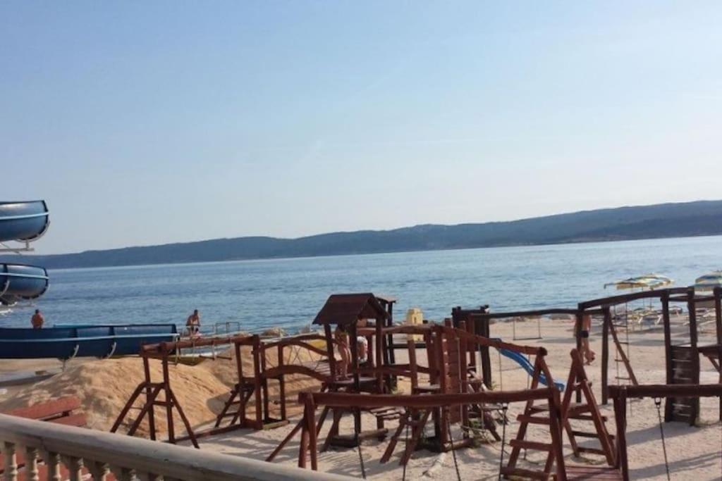 Privilege Resorts Exclusive Camping Villas Selce Exteriör bild