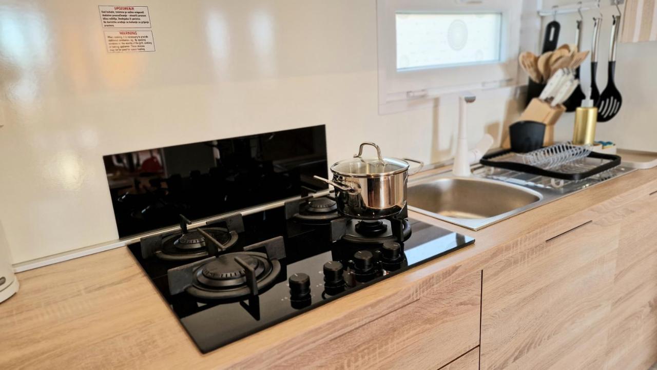 Privilege Resorts Exclusive Camping Villas Selce Exteriör bild