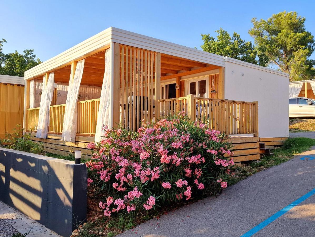 Privilege Resorts Exclusive Camping Villas Selce Exteriör bild