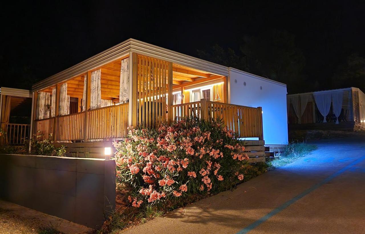 Privilege Resorts Exclusive Camping Villas Selce Exteriör bild